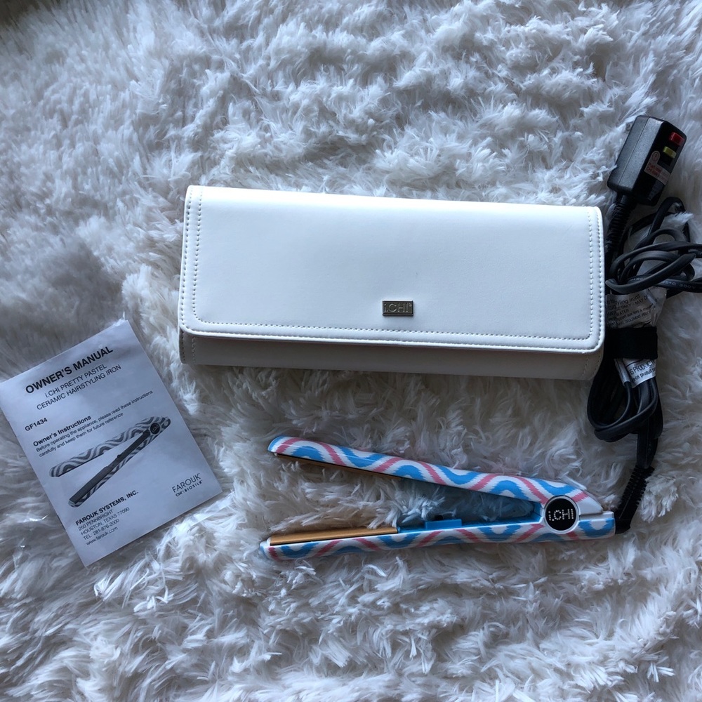 1" I.CHI Pretty Pastel Ceramic Hairstyling Iron